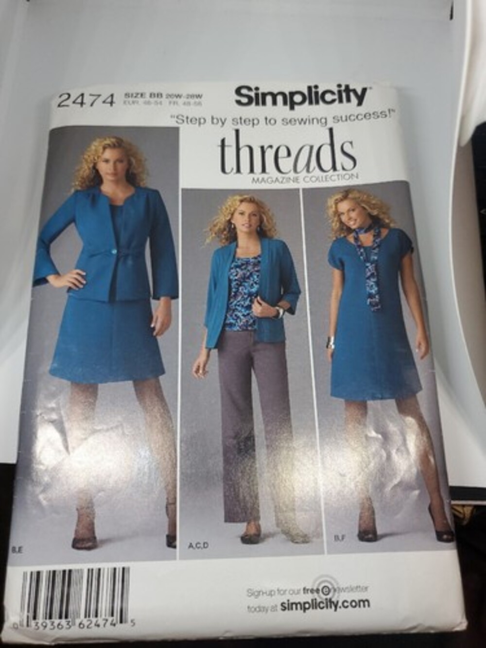 UNCUT Simplicity 2474 Pattern Threads Size 20W - 28W  Dress Top Pants Jacket